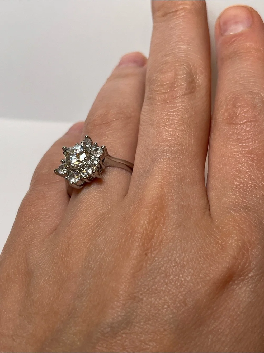 Moissanite 1.5 carats size 7 gorgeous ring originally $799
